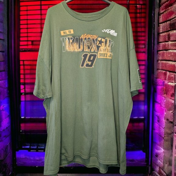 Truex Jr. No. 19 Joe Gibbs Racing Bass Pro Nascar USA T-Shirt - Picture 1 of 8